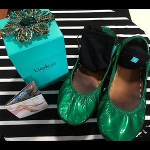 Tieks by Gavrieli Emerald Tieks Flats Size 12
